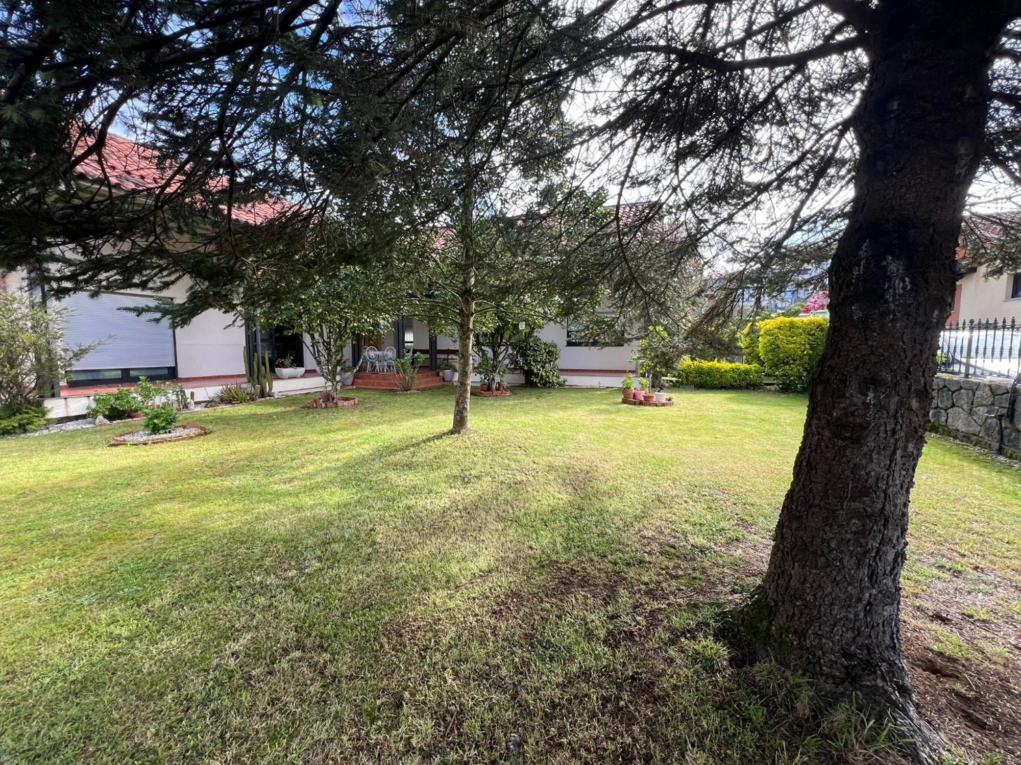 Gestiona2R- Casa Grande En El Centro De Llanes Villa Bagian luar foto